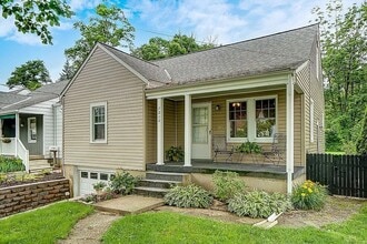 7012 Ellen Ave in North College Hill, OH - Building Photo - Building Photo