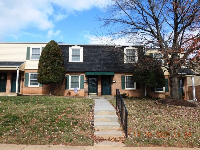 property at 1813 Bluemont Ave SW