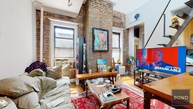 336 E 18th St in New York, NY - Building Photo - Building Photo