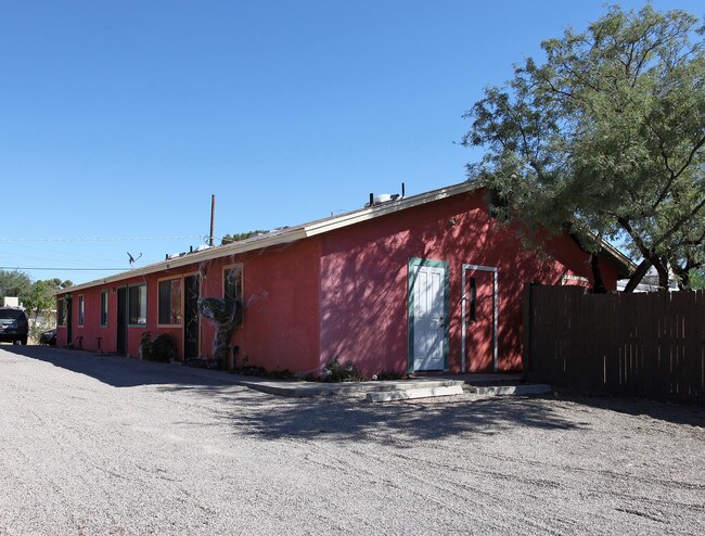 2780-2784 N Columbus Blvd in Tucson, AZ - Building Photo - Building Photo