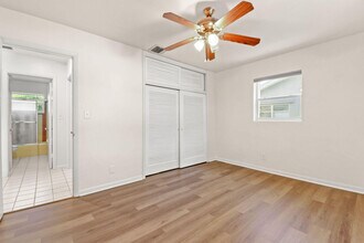 824 Prosperity Farms Rd in North Palm Beach, FL - Building Photo - Building Photo