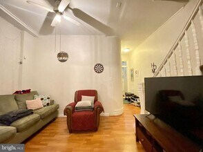 2030 N Gratz St in Philadelphia, PA - Building Photo - Building Photo