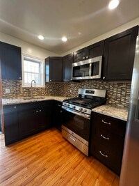 1650 S Bailey St photo'