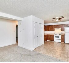 285 Mount Everest Dr, Unit D in Fenton, MO - Building Photo