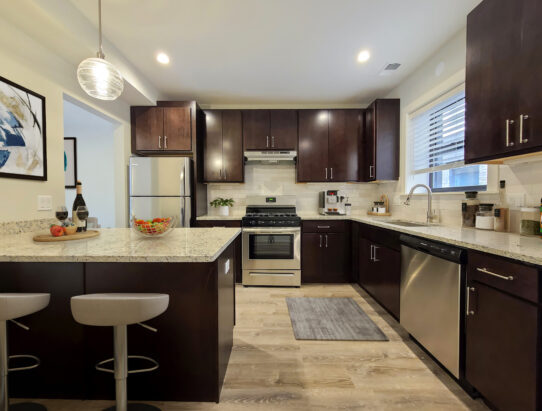 1143 Maple, Unit 1145-3