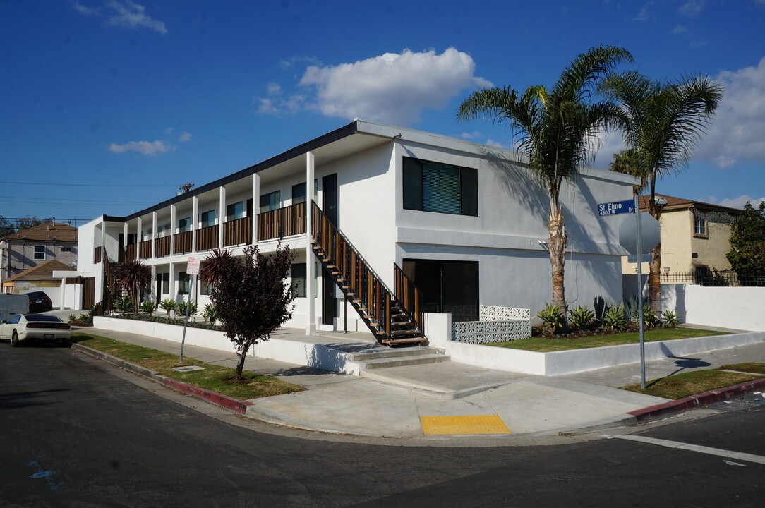 4865 St. Elmo Dr in Los Angeles, CA - Foto de edificio