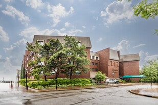 Freemason Harbour Condominiums in Norfolk, VA - Building Photo