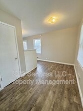 1702 SW McArthur St in Blue Springs, MO - Building Photo - Building Photo