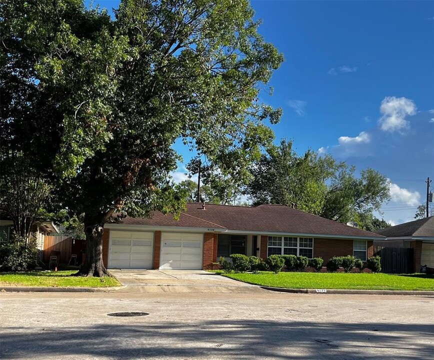 4134 Osby Dr in Houston, TX - Building Photo