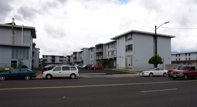 Leolua Regents in Waipahu, HI - Building Photo - Building Photo