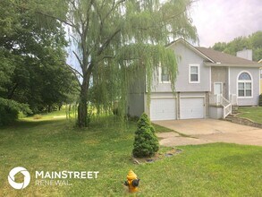 18215 E Kentucky Rd in Independence, MO - Building Photo - Building Photo