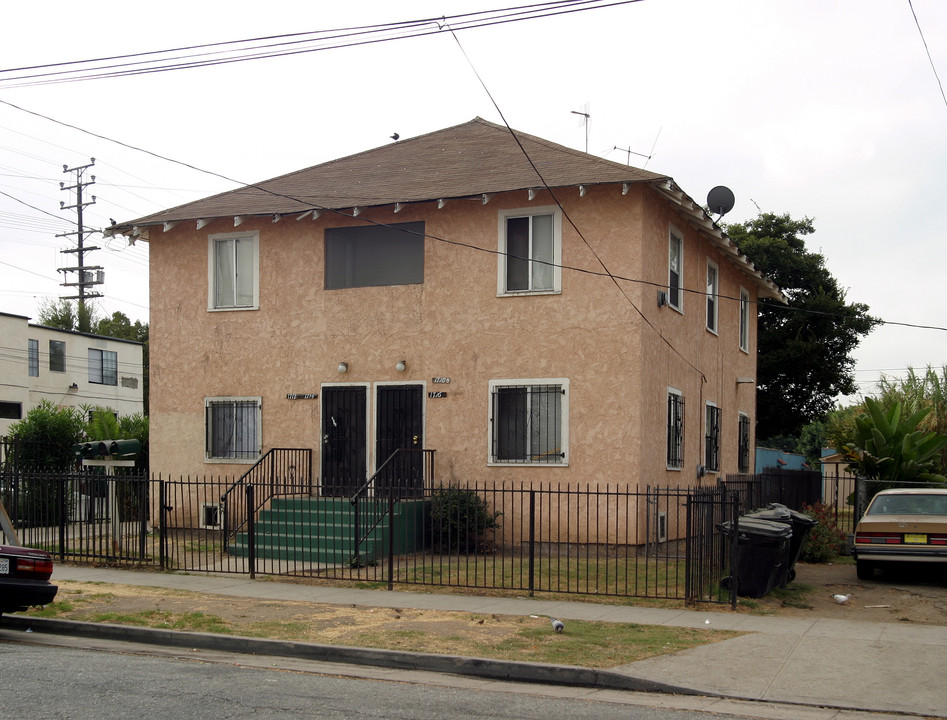 1712 W 35th Pl in Los Angeles, CA - Building Photo