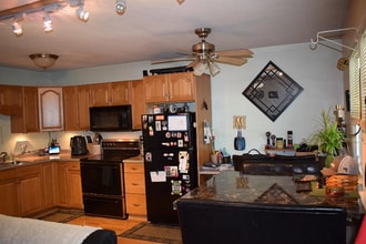 18 Gould Ave in Meredith, NH - Building Photo - Building Photo