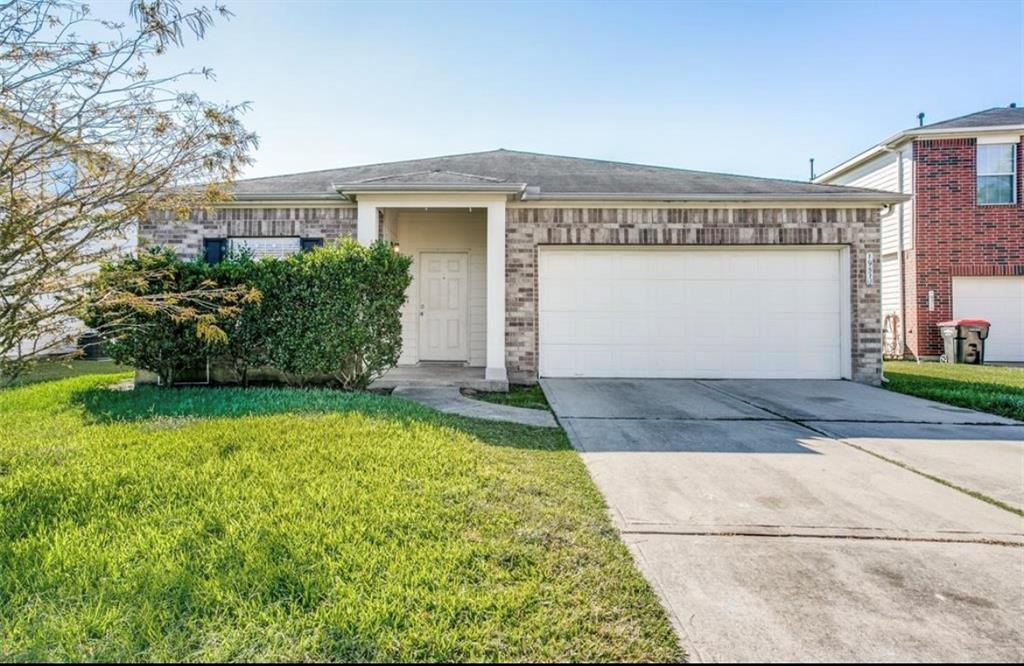 19511 Dusty Yaupon Ln in Cypress, TX - Building Photo