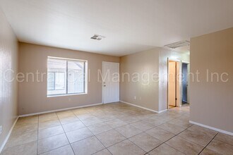 4205 Kilterbury Ln in Bakersfield, CA - Building Photo - Building Photo