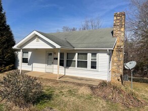 89 Leach St in Marion, NC - Building Photo - Building Photo