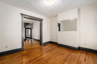 182 W 8th Ave in Columbus, OH - Building Photo - Building Photo