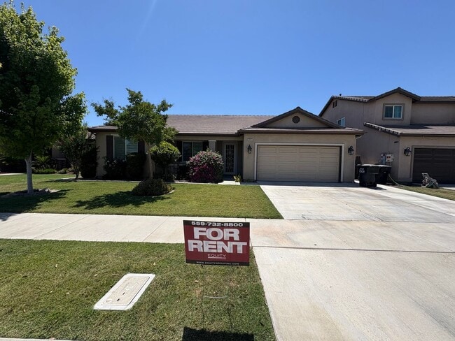 property at 2945 SE Sunnyside Ct