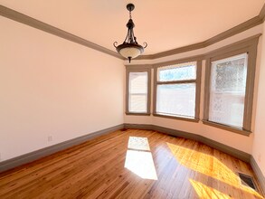 2426 Beals St in Detroit, MI - Building Photo - Building Photo