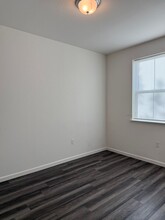 4376 Colmars Walk in Sacramento, CA - Building Photo - Building Photo