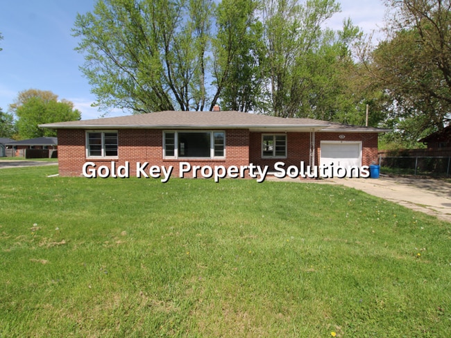 632 W 300 N in Anderson, IN - Building Photo - Building Photo