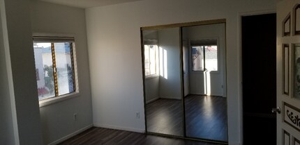 6416 La Mirada Ave in Los Angeles, CA - Building Photo - Building Photo