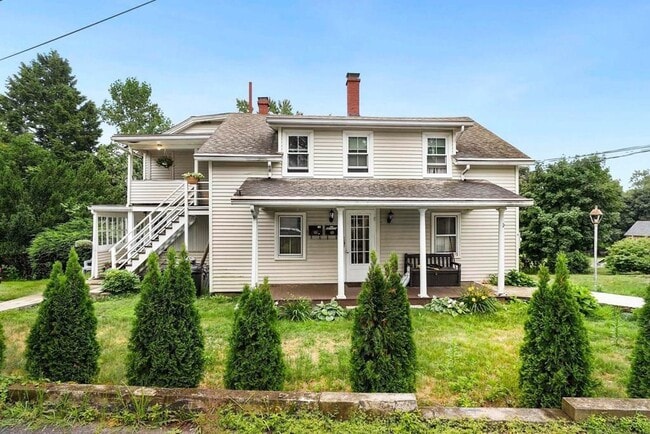 19 River Ave, Unit D