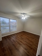 147 Lakeshore Dr in Lexington, KY - Building Photo - Building Photo