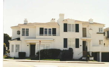 111 Eucalyptus Dr in San Francisco, CA - Building Photo - Building Photo