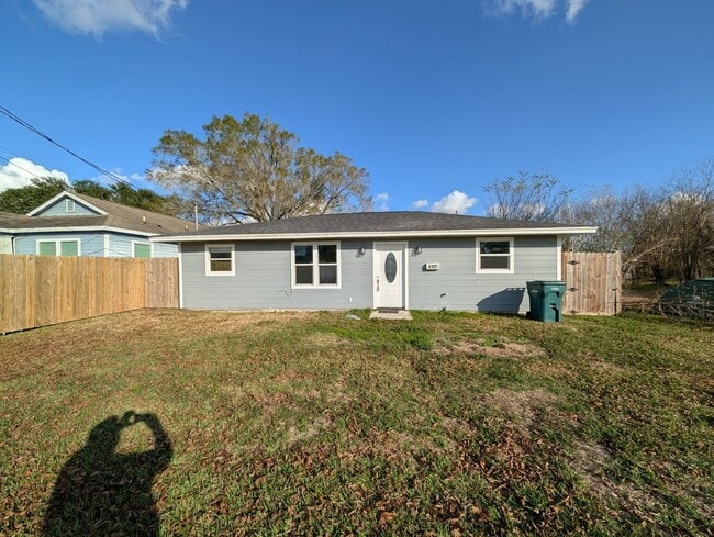 property at 4405 Pradice St