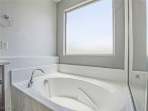 7753 Petite Pillar Ct in Las Vegas, NV - Building Photo - Building Photo