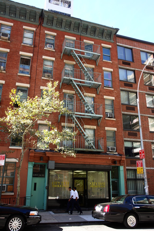 504 W 55th St in New York, NY - Building Photo - Building Photo