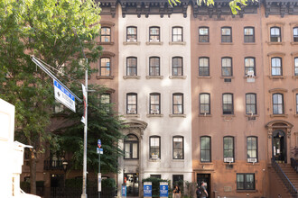 464 W 23rd St in New York, NY - Foto de edificio - Building Photo
