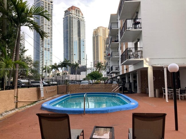 property at 18100 Atlantic Blvd
