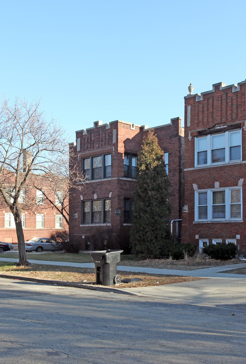 7701 S Eggelston St in Chicago, IL - Foto de edificio