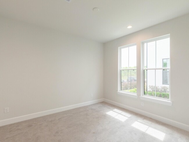 property at 2808 Grand Fountains Dr