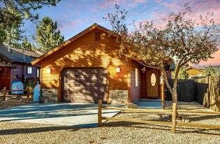 2089 Shady Ln in Big Bear, CA - Building Photo