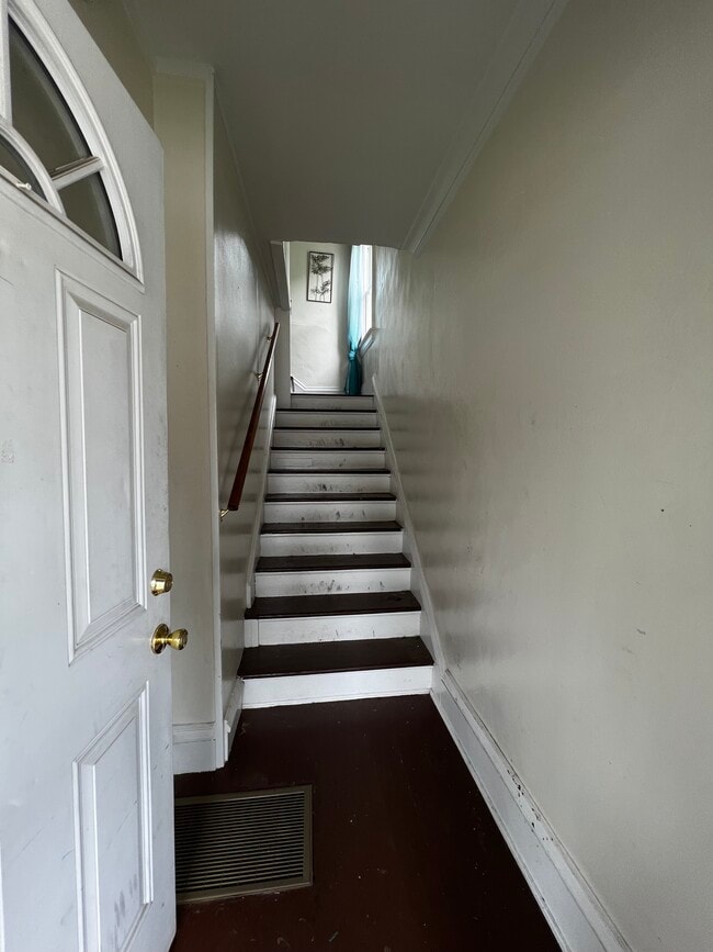 1550 Lewis St in Charleston, WV - Building Photo - Building Photo