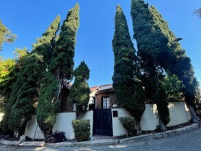 2076 Paramount Dr, Unit 2076 in Los Angeles, CA - Building Photo - Building Photo