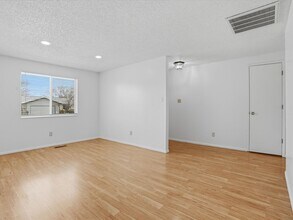 3139 Saltern Way in Sparks, NV - Building Photo - Building Photo