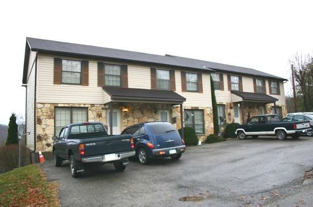 101-104 Berry Ln in Barboursville, WV - Building Photo - Building Photo