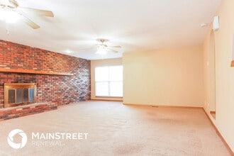 7 Kroeck Dr in Arnold, MO - Building Photo - Building Photo