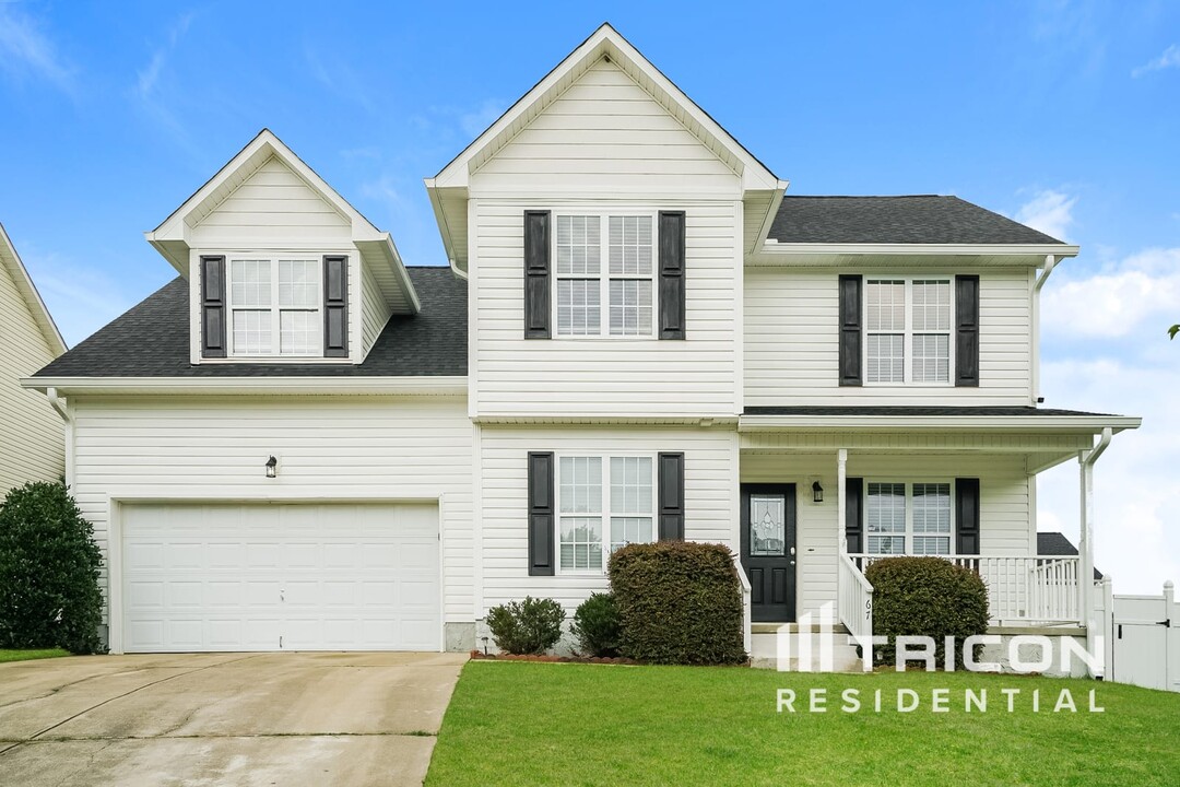 67 British Ln in Cameron, NC - Building Photo