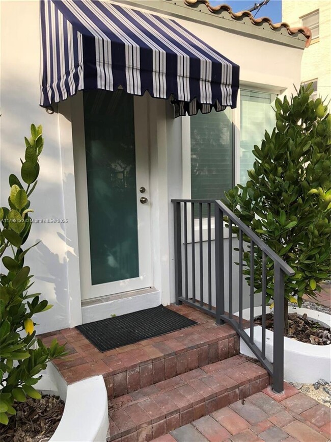 645 Lenox Ave. in Miami Beach, FL - Building Photo - Building Photo