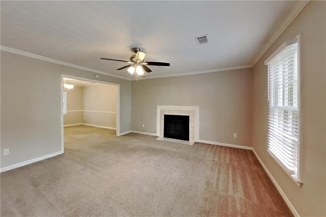 5051 Sugar Creek Dr in Sugar Hill, GA - Building Photo - Building Photo