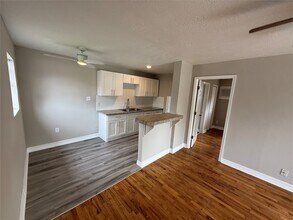 7126 Vandeman St in Houston, TX - Building Photo - Building Photo