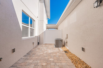 13909 Easdale Aly in Winter Garden, FL - Building Photo - Building Photo