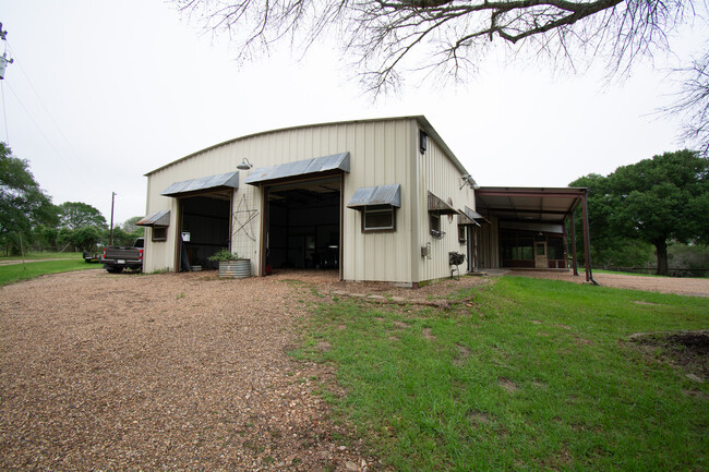 16978 Tranquil Ln in Cat Spring, TX - Building Photo - Building Photo