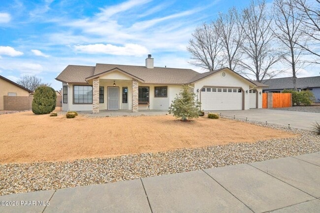 property at 7076 N Sunrise Vista