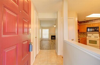 11810 Stone Bridge Dr in Houston, TX - Building Photo - Building Photo